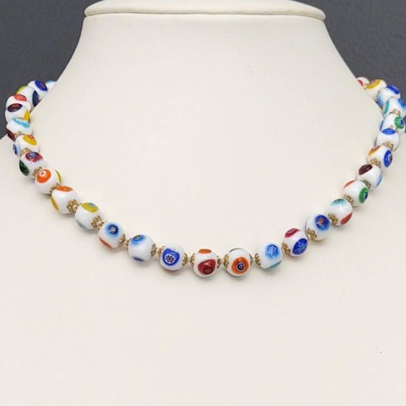 Jewelry - White glass beaded necklace w/multi color designs